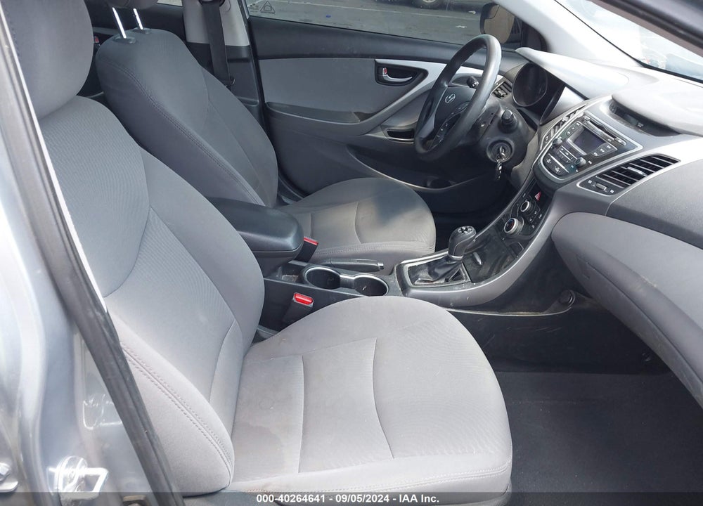 2015 HYUNDAI ELANTRA SE VIN: 5NPDH4AE6FH638941