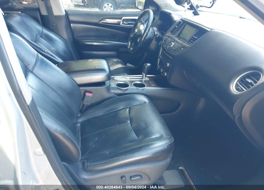 2014 NISSAN PATHFINDER SL VIN: 5N1AR2MN9EC684124