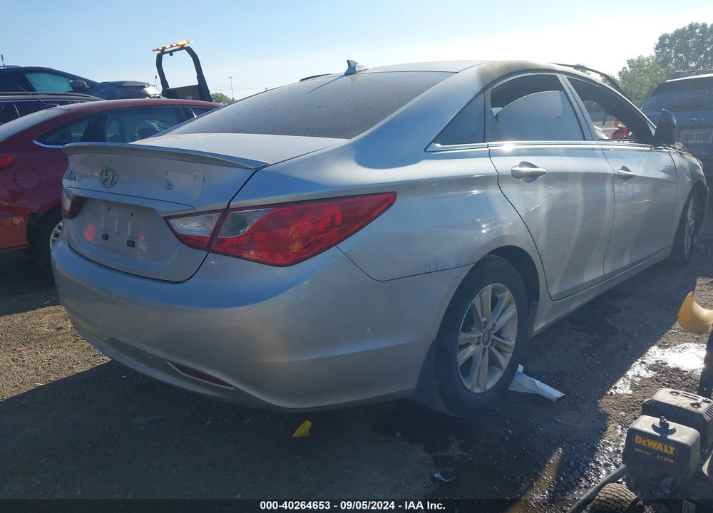2013 HYUNDAI SONATA GLS VIN: 5NPEB4AC1DH721825