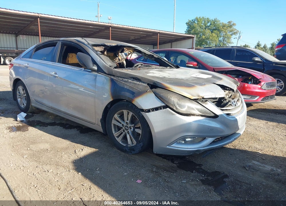 2013 HYUNDAI SONATA GLS VIN: 5NPEB4AC1DH721825