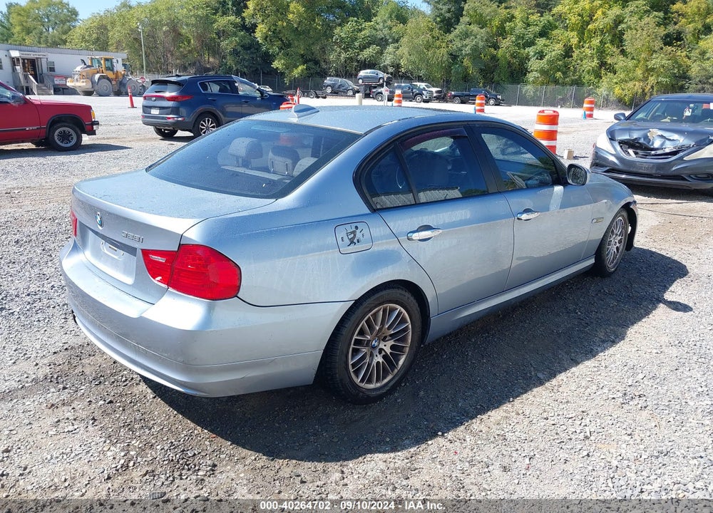 2009 BMW 328I VIN: WBAPH77559NM27494