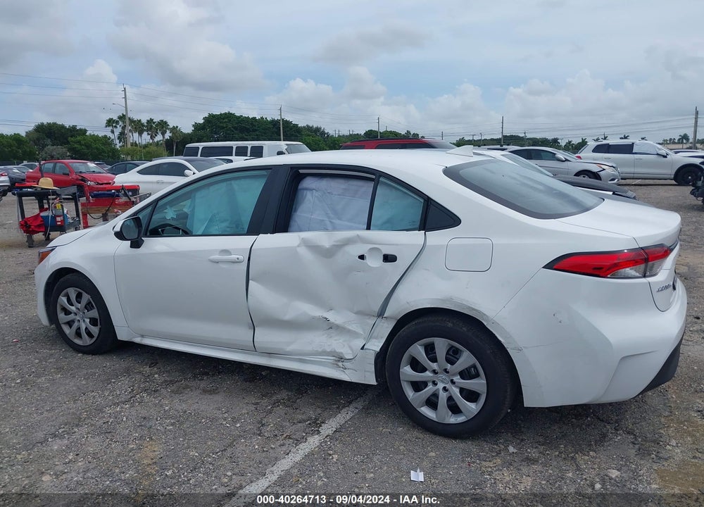 2024 TOYOTA COROLLA LE VIN: 5YFB4MDE3RP202358