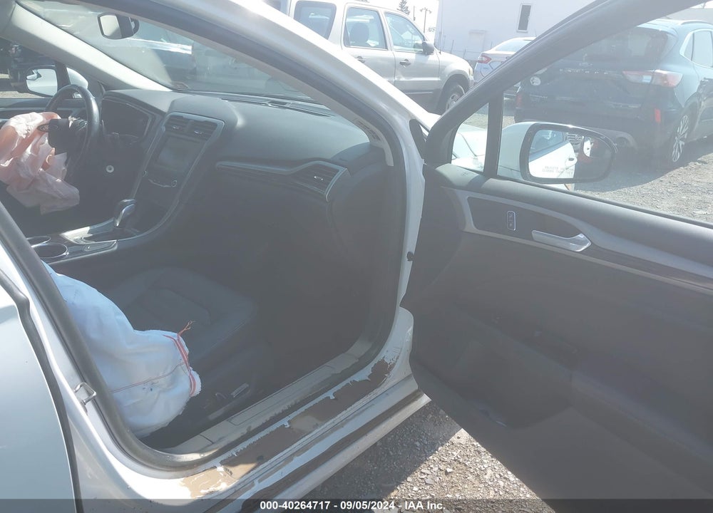 2013 FORD FUSION SE VIN: 3FA6P0T91DR251380