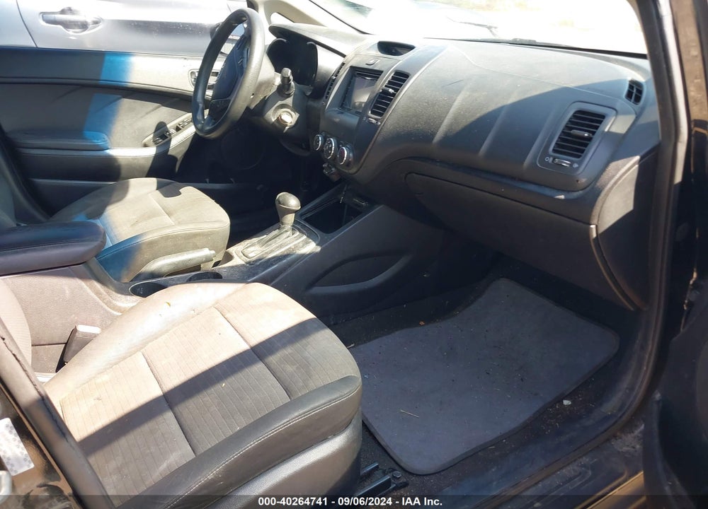 2014 KIA FORTE LX VIN: KNAFX4A61E5099886