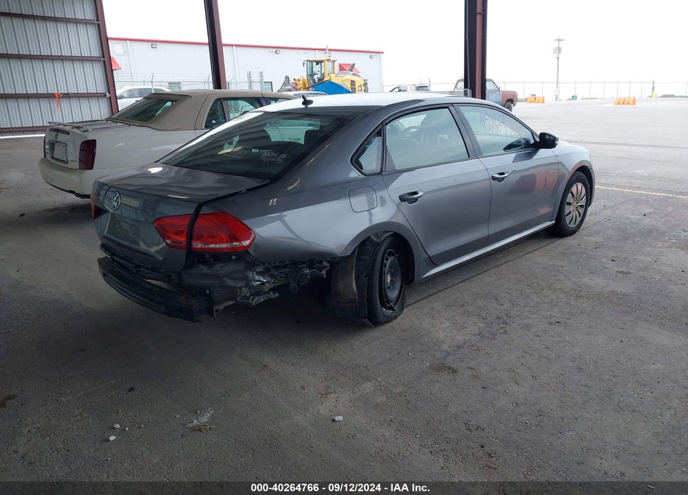 2013 VOLKSWAGEN PASSAT VIN: 1VWAP7A36DC122719