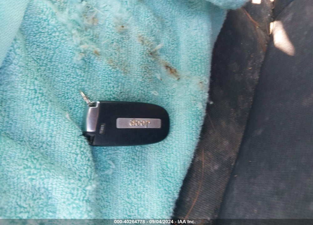2014 JEEP GRAND CHEROKEE LAREDO VIN: 1C4RJFAG8EC198514