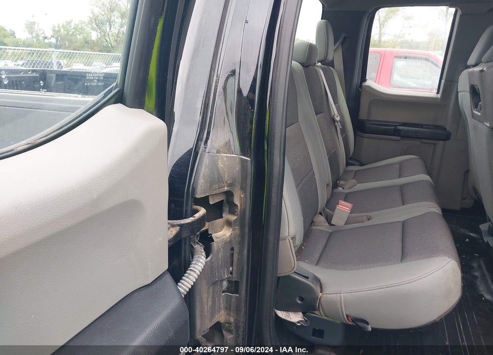 2020 FORD F-150 XL VIN: 1FTFX1E50LFC55930
