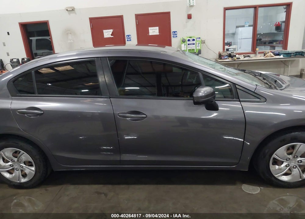 2015 HONDA CIVIC LX VIN: 19XFB2F58FE286747