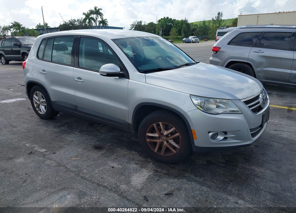 2010 VOLKSWAGEN TIGUAN S/SE/SEL/WOLFSBURG EDITION VIN: WVGBV7AX5AW525676