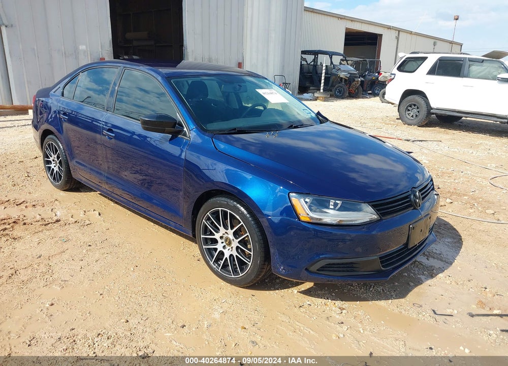 2014 VOLKSWAGEN JETTA 2.0L S VIN: 3VW2K7AJ2EM234760