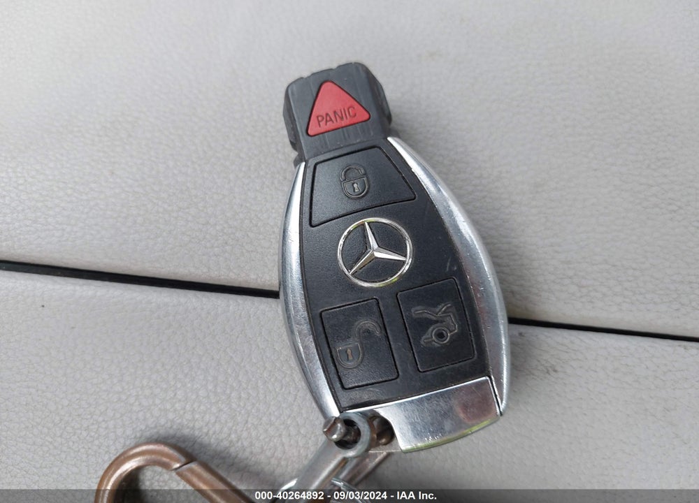 2010 MERCEDES-BENZ E 350 4MATIC VIN: WDDHF8HB8AA210112