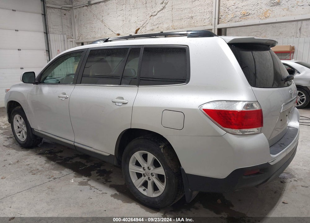 2012 TOYOTA HIGHLANDER BASE V6 VIN: 5TDBK3EH9CS146367