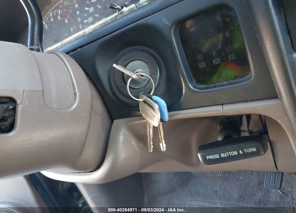 1995 TOYOTA TACOMA XTRACAB VIN: 4TAUN53B1SZ010320