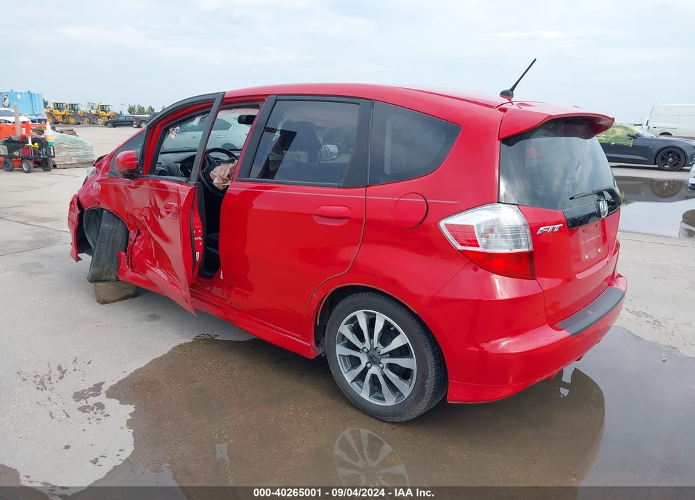 2013 HONDA FIT SPORT VIN: JHMGE8H68DC078780