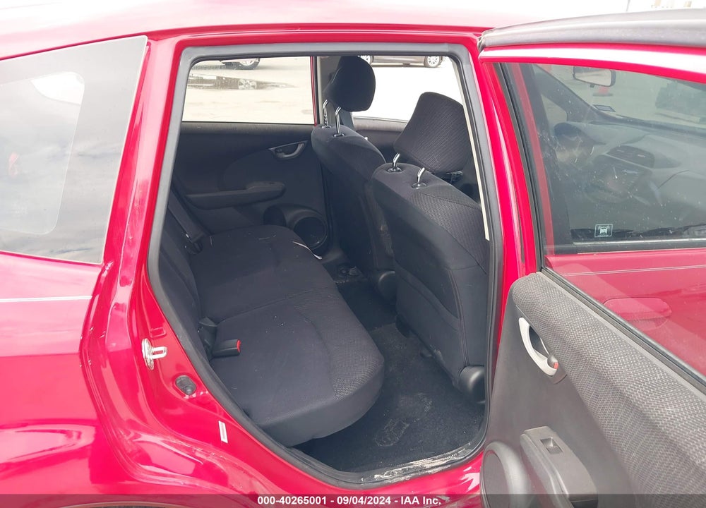 2013 HONDA FIT SPORT VIN: JHMGE8H68DC078780
