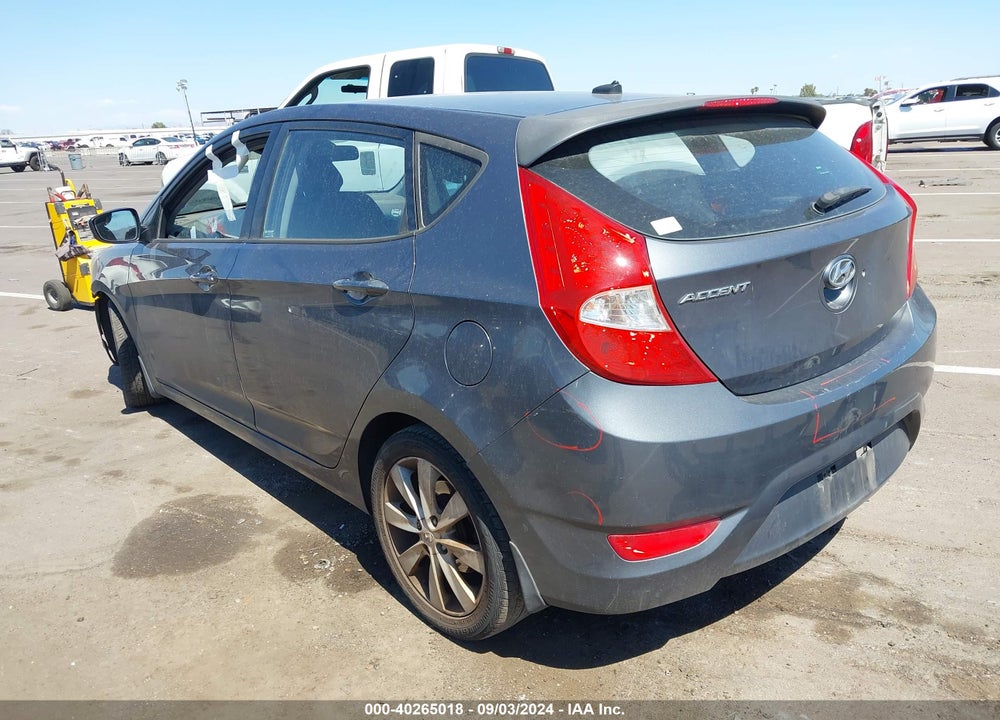 2013 HYUNDAI ACCENT SE VIN: KMHCU5AE7DU077984