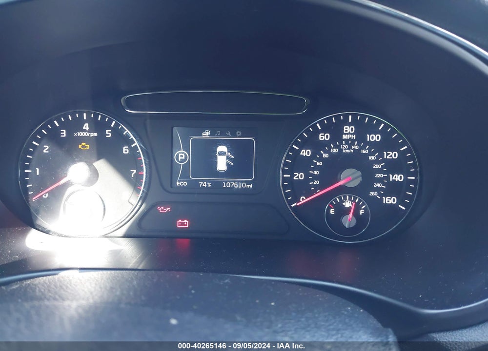 2018 KIA SORENTO 3.3L LX VIN: 5XYPGDA58JG425926