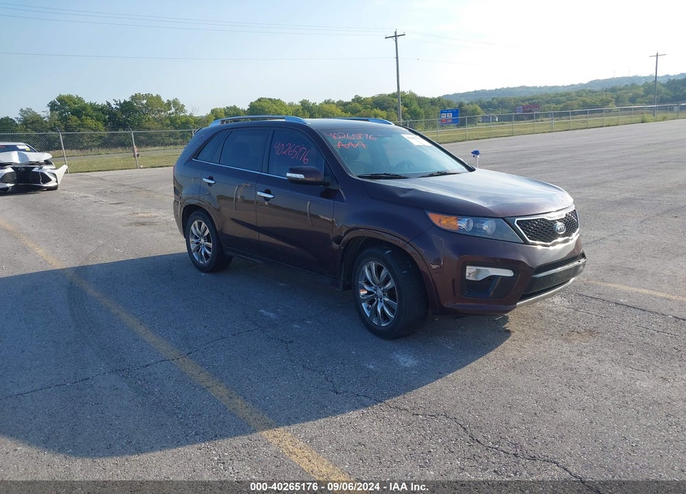2013 KIA SORENTO SX VIN: 5XYKW4A29DG345851