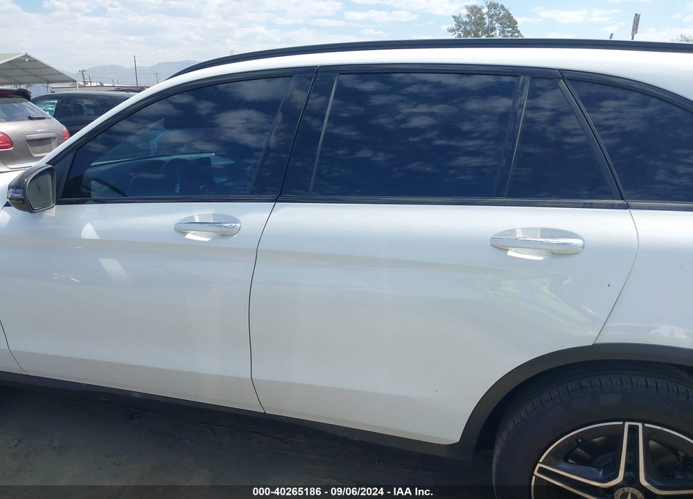 2022 MERCEDES-BENZ GLC 300 SUV VIN: W1N0G8DB2NV394352