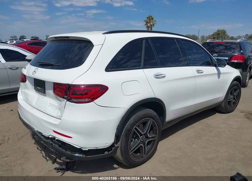 2022 MERCEDES-BENZ GLC 300 SUV VIN: W1N0G8DB2NV394352