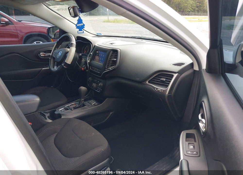 2021 JEEP CHEROKEE LATITUDE FWD VIN: 1C4PJLCB5MD170069