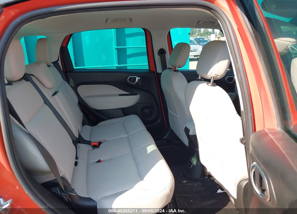 2019 FIAT 500L VIN: ZFBNFADH4KZ042117