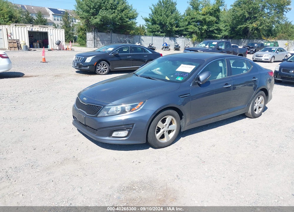 2015 KIA OPTIMA LX VIN: KNAGM4A75F5553452