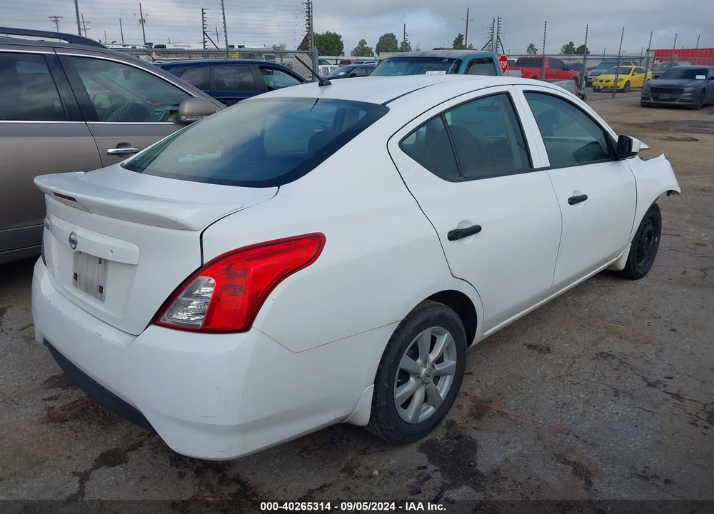 2018 NISSAN VERSA 1.6 S+ VIN: 3N1CN7AP2JL828948