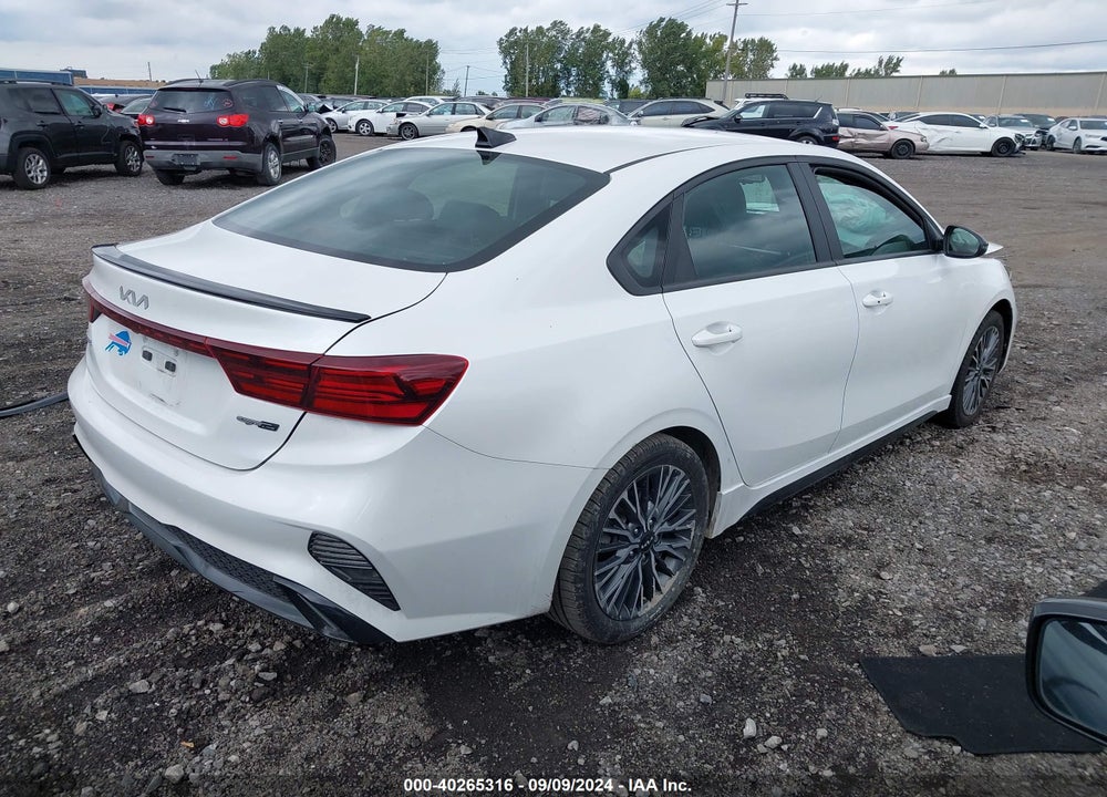2022 KIA FORTE GT LINE VIN: 3KPF54ADXNE498937