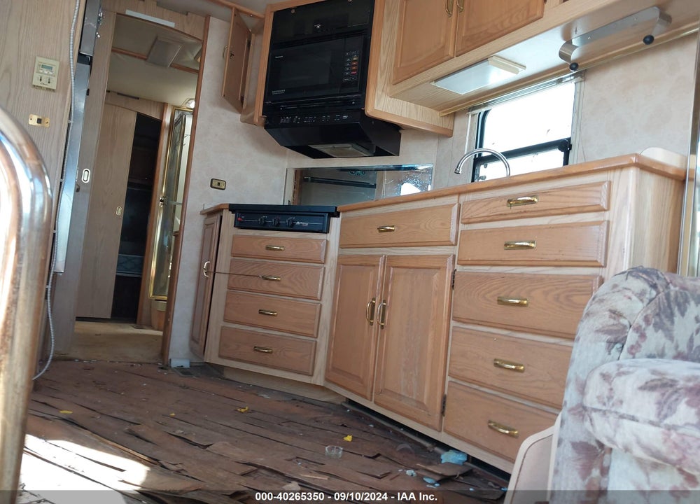 1994 SPARTAN MOTORS MOTORHOME VIN: 4S7UT9J11RC012365