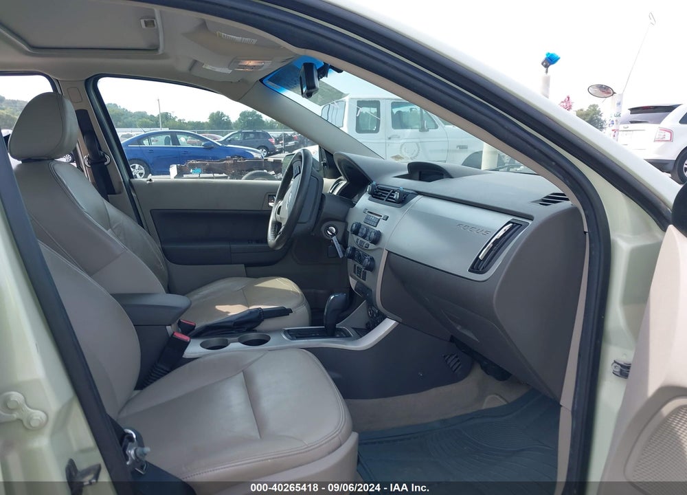 2010 FORD FOCUS SEL VIN: 1FAHP3HN9AW206258