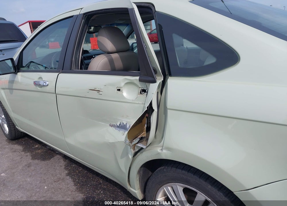 2010 FORD FOCUS SEL VIN: 1FAHP3HN9AW206258