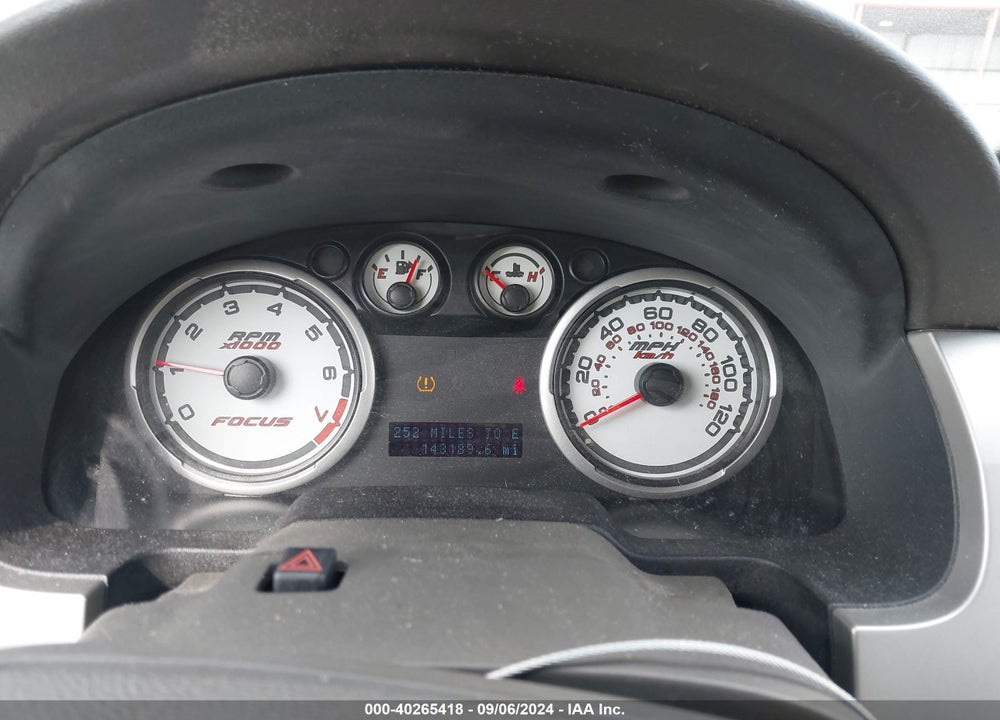2010 FORD FOCUS SEL VIN: 1FAHP3HN9AW206258