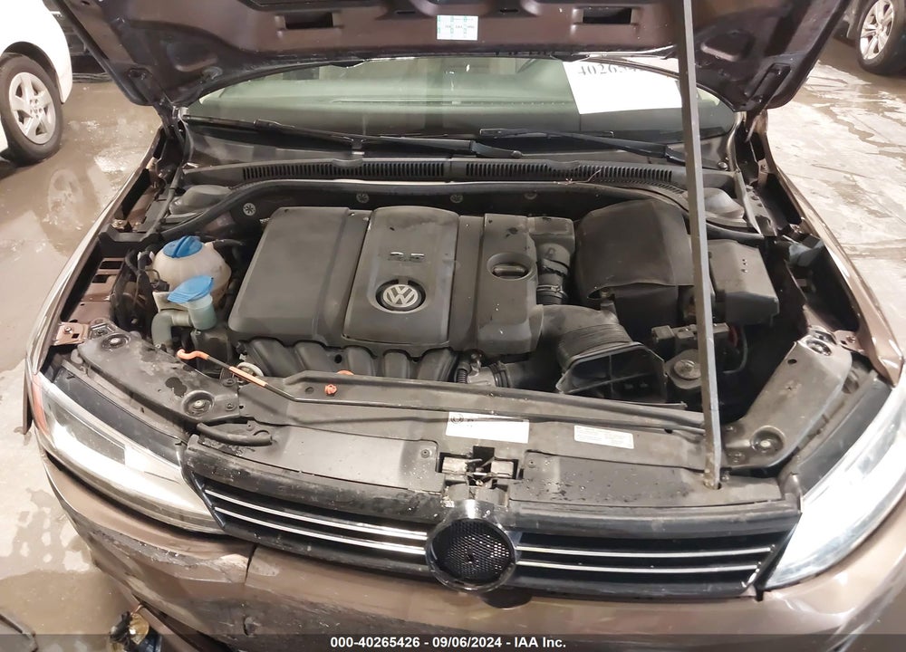 2012 VOLKSWAGEN JETTA 2.5L SEL VIN: 3VWLP7AJ1CM416663