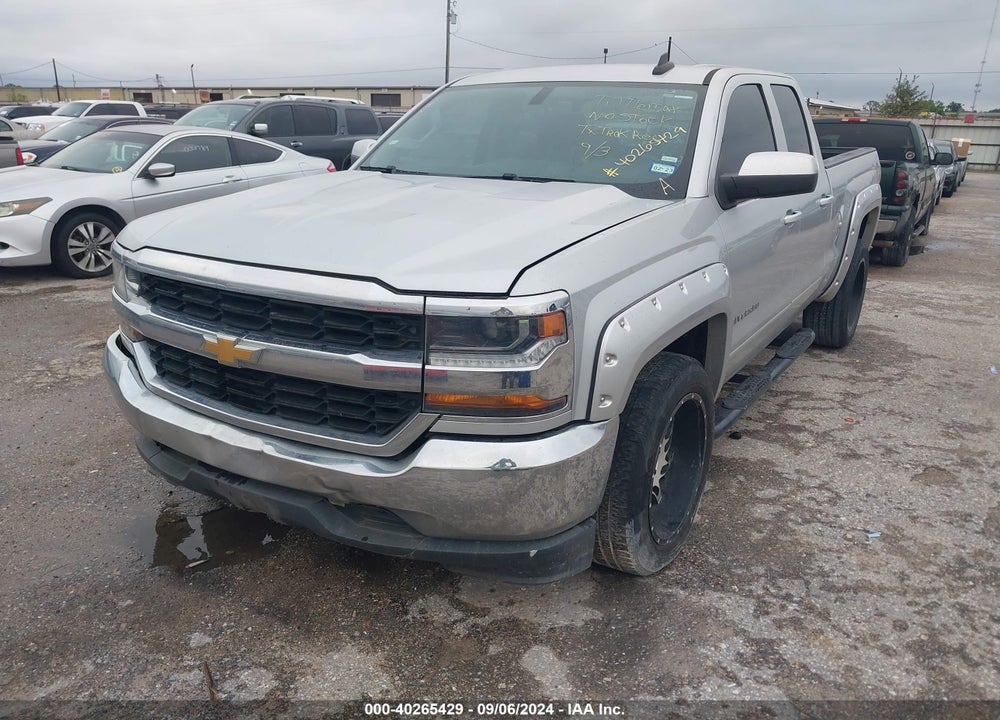 2018 CHEVROLET SILVERADO 1500 LT VIN: 1GCRCREH4JZ173681