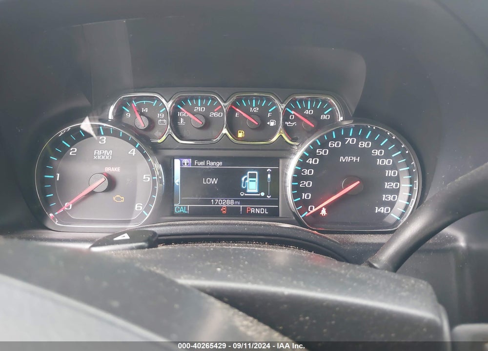 2018 CHEVROLET SILVERADO 1500 LT VIN: 1GCRCREH4JZ173681