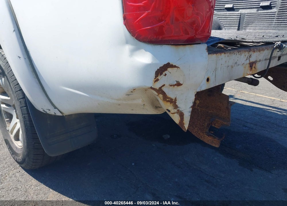 2004 TOYOTA TUNDRA SR5 V8 VIN: 5TBDT441X4S466078