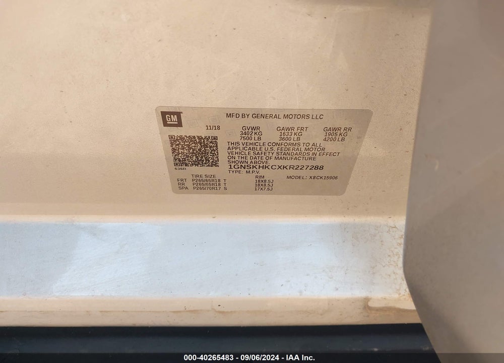 2019 CHEVROLET SUBURBAN LT VIN: 1GNSKHKCXKR227288