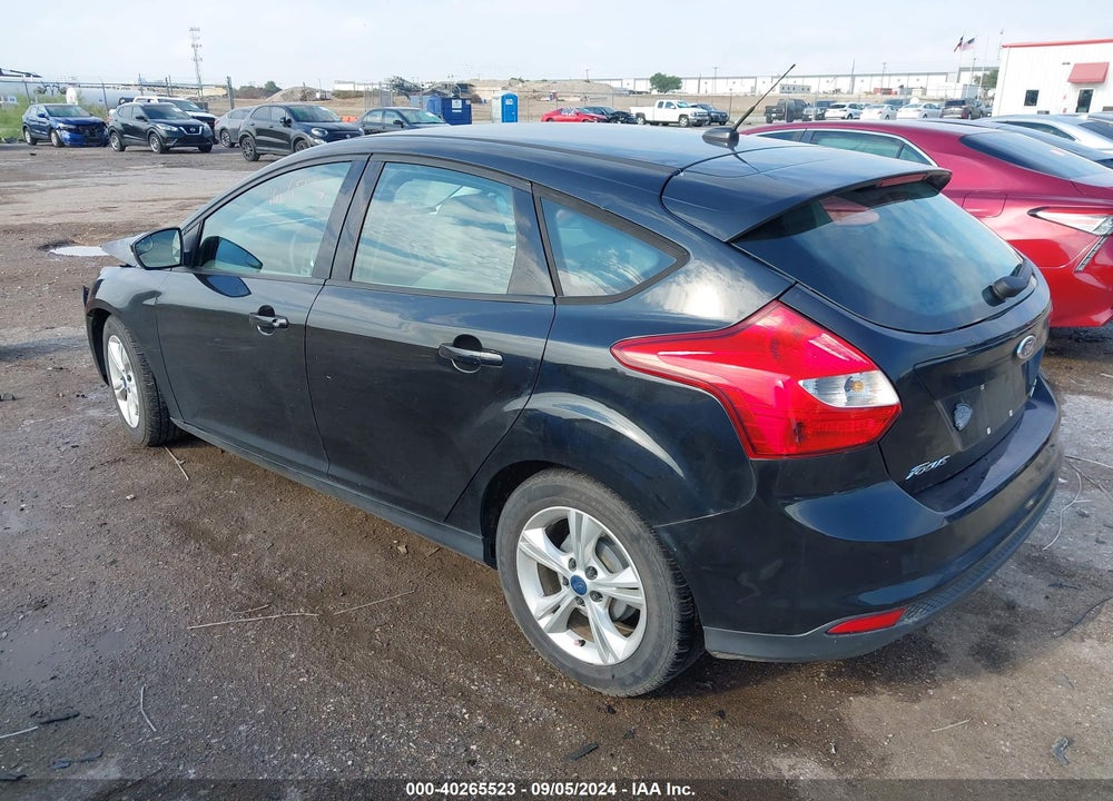 2013 FORD FOCUS SE VIN: 1FADP3K28DL108583