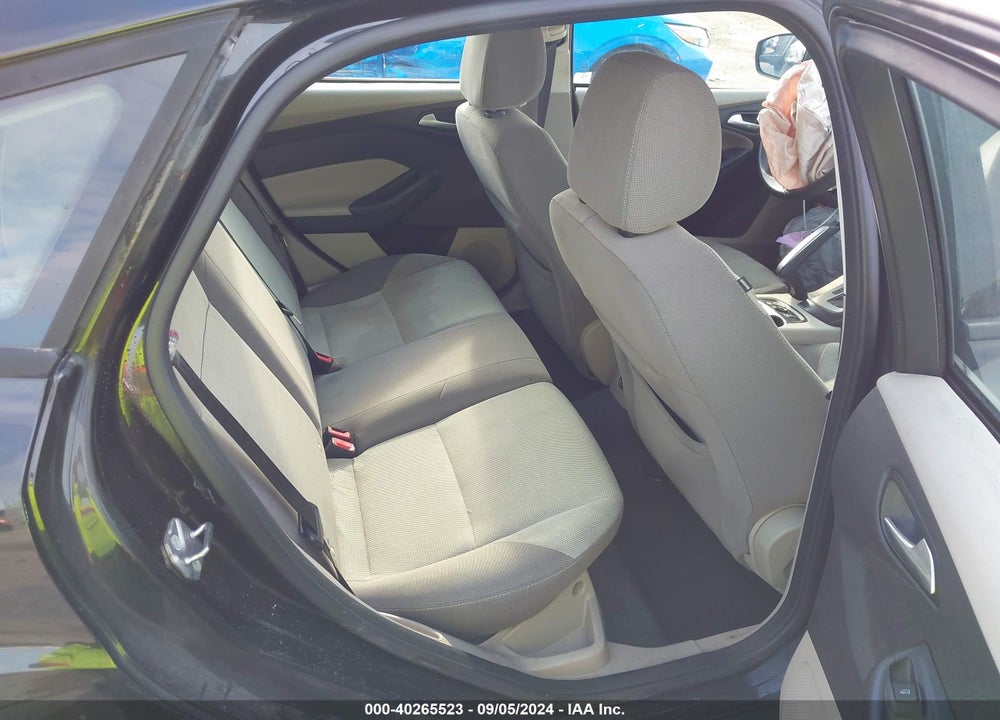 2013 FORD FOCUS SE VIN: 1FADP3K28DL108583