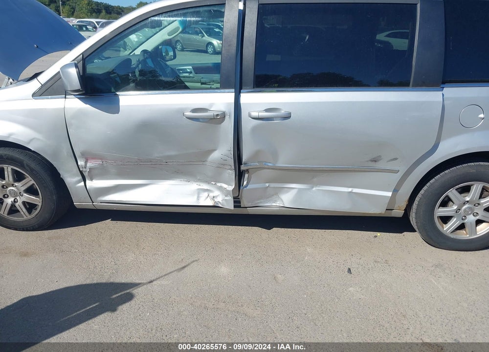 2010 CHRYSLER TOWN & COUNTRY TOURING VIN: 2A4RR5D10AR109976