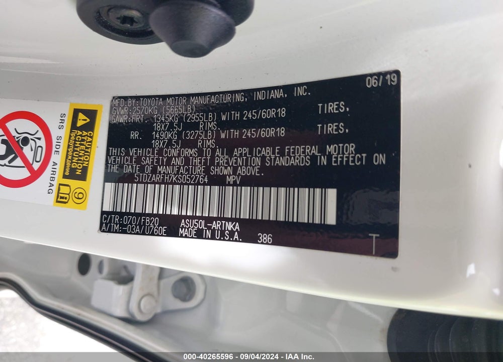 2019 TOYOTA HIGHLANDER LE VIN: 5TDZARFH7KS052764