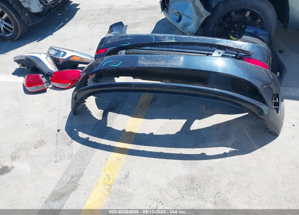 2017 KIA FORTE LX VIN: KNAFK5A85H5678986