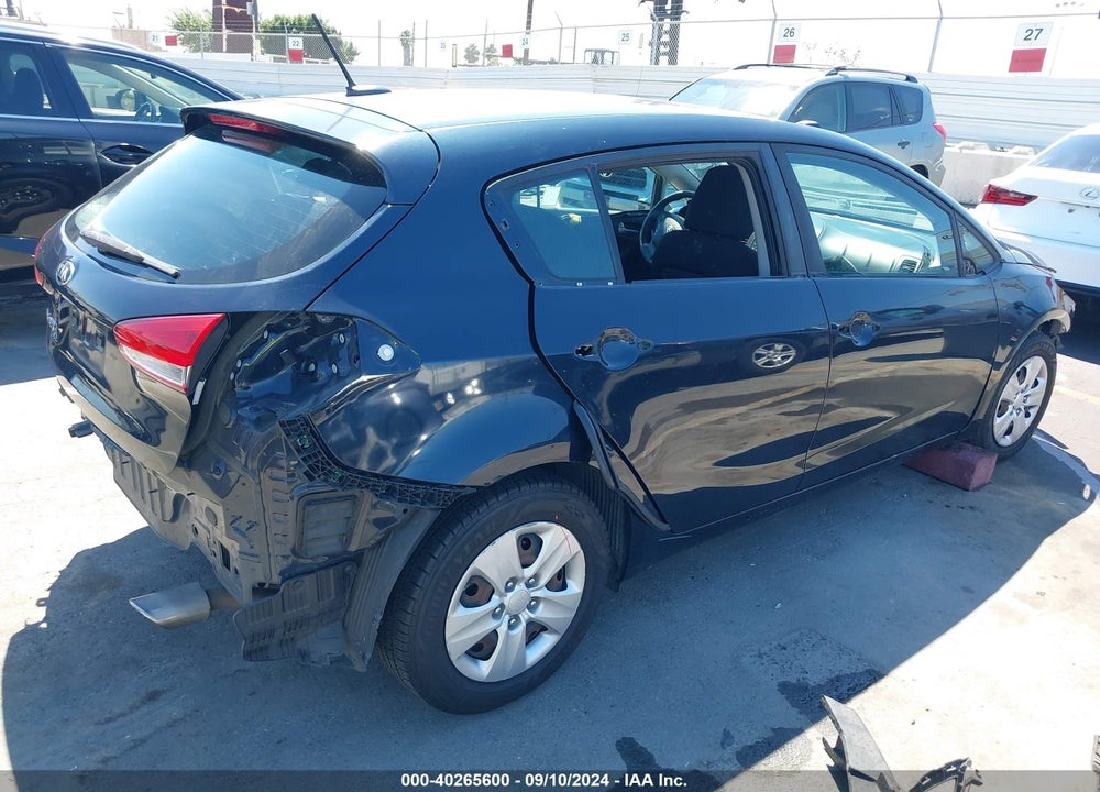 2017 KIA FORTE LX VIN: KNAFK5A85H5678986