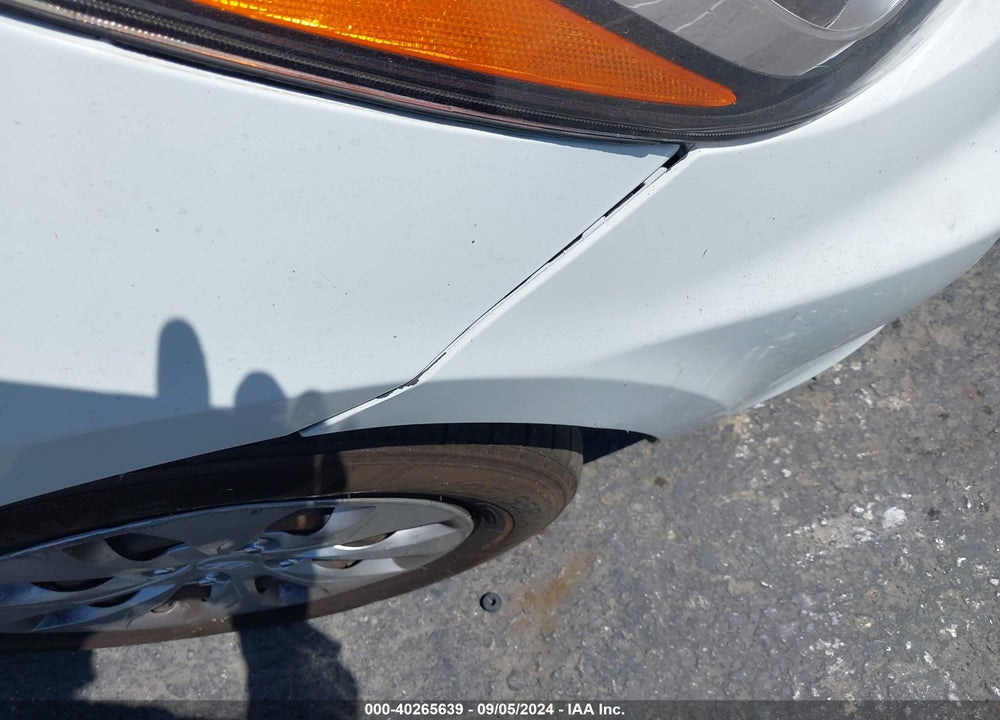 2016 HYUNDAI ACCENT VIN: KMHCT4AE4GU018506