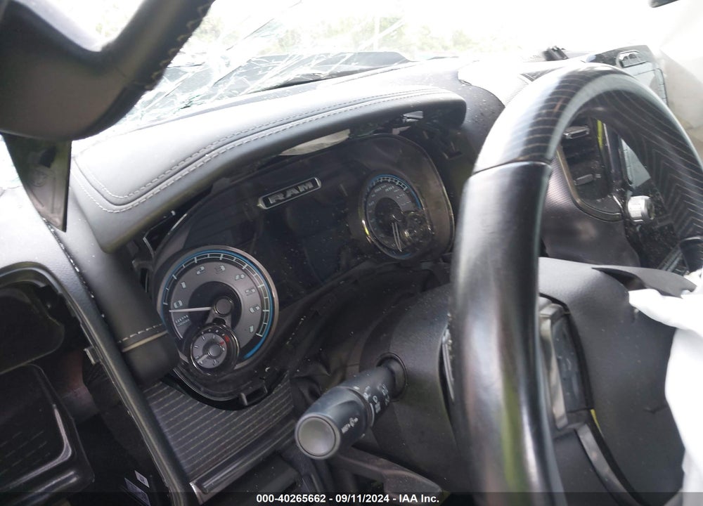 2021 RAM 1500 LIMITED 4X4 5'7 BOX VIN: 1C6SRFHT6MN655778