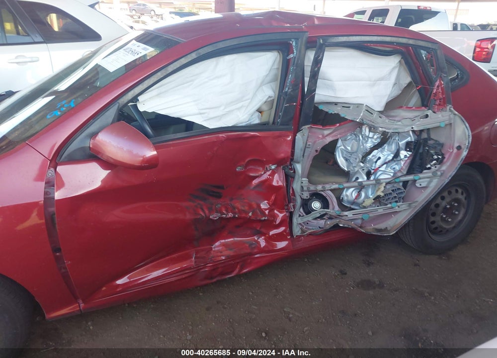 2010 HYUNDAI ELANTRA GLS VIN: KMHDU4AD7AU126795