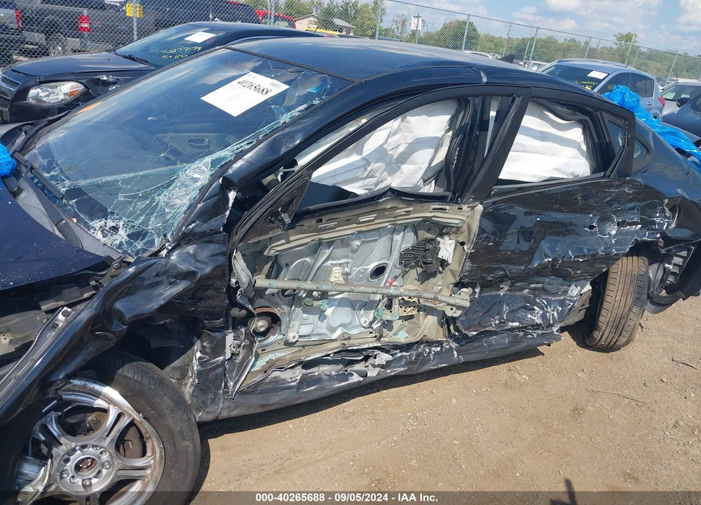 2009 HYUNDAI ELANTRA GLS/SE VIN: KMHDU46D29U748211