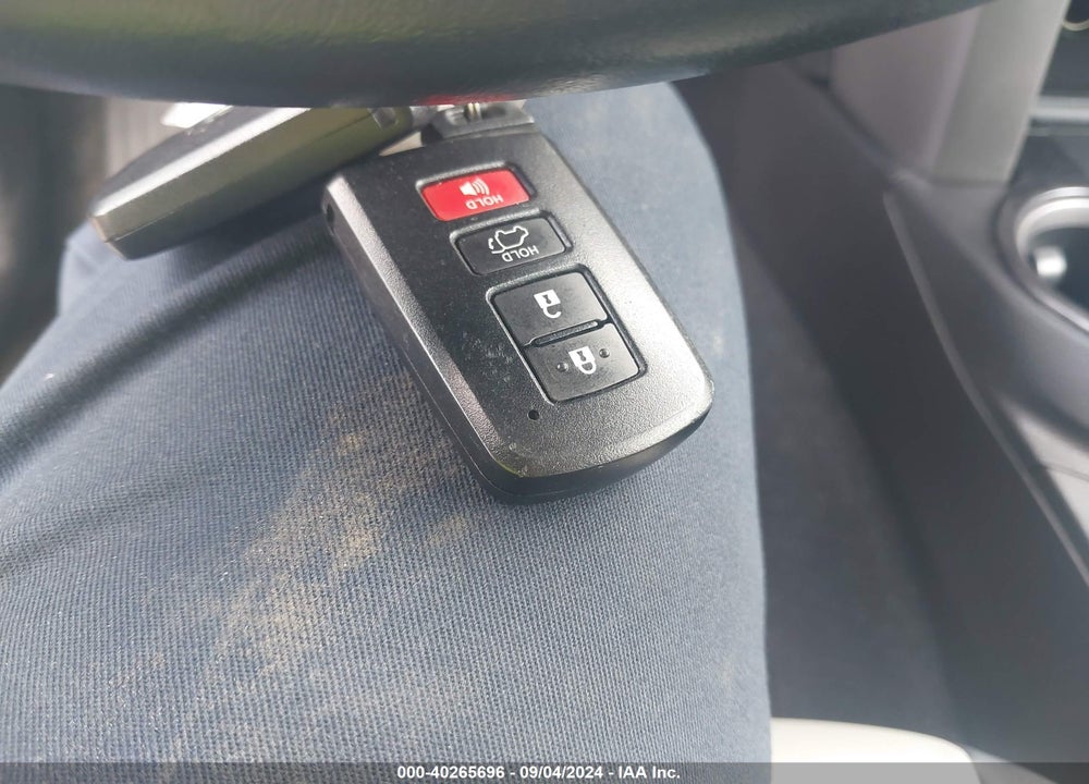2017 TOYOTA RAV4 PLATINUM VIN: 2T3YFREV6HW357460