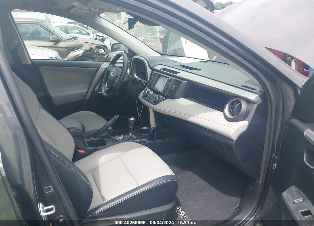 2017 TOYOTA RAV4 PLATINUM VIN: 2T3YFREV6HW357460